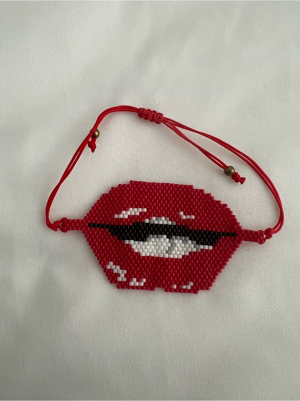 Red Beaded Lips Bracelet